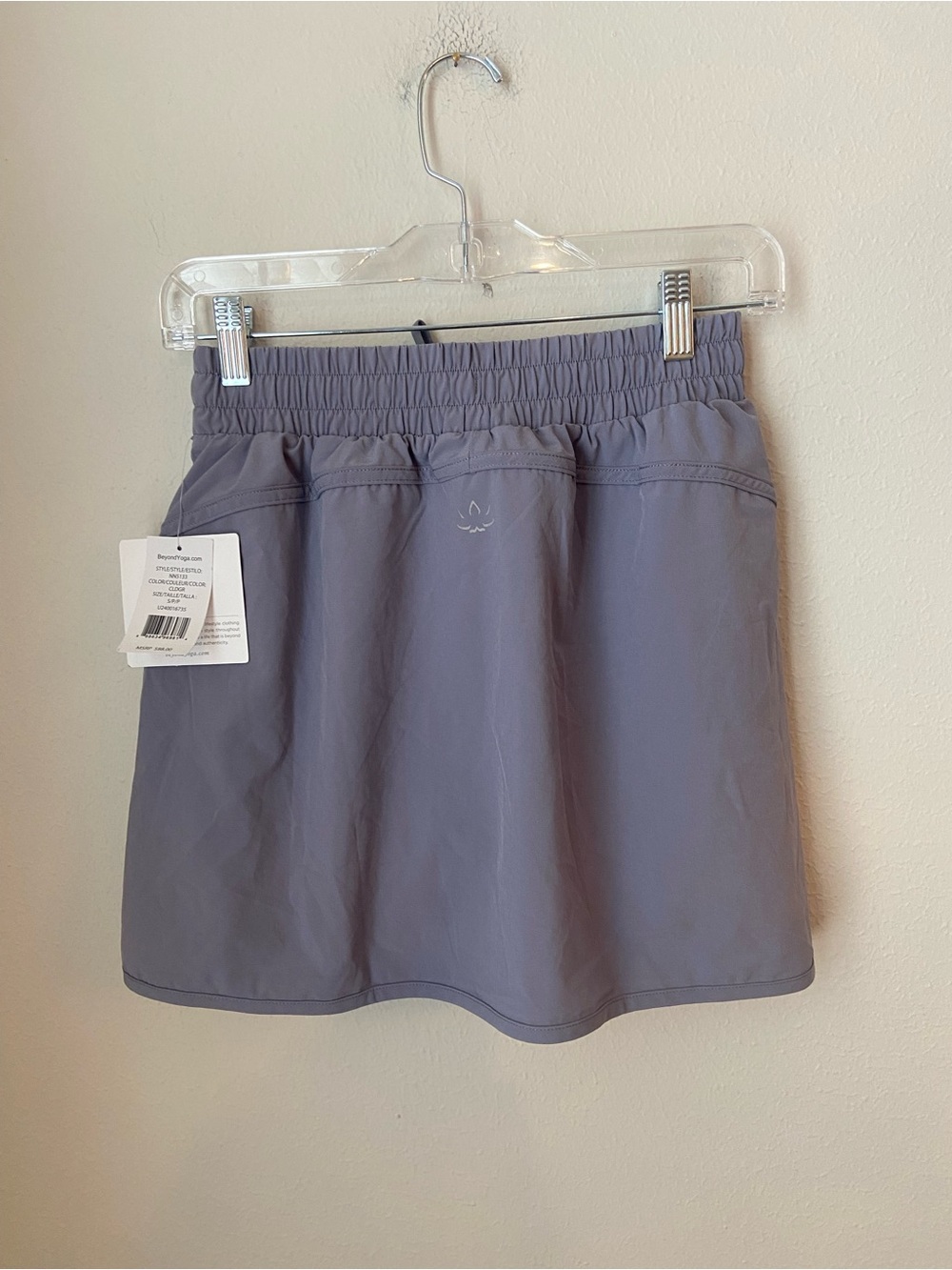 NWT Beyond Yoga Stretch Woven In Stride Lined Skort Gray Size Small Athletic Ten - Picture 2 of 6